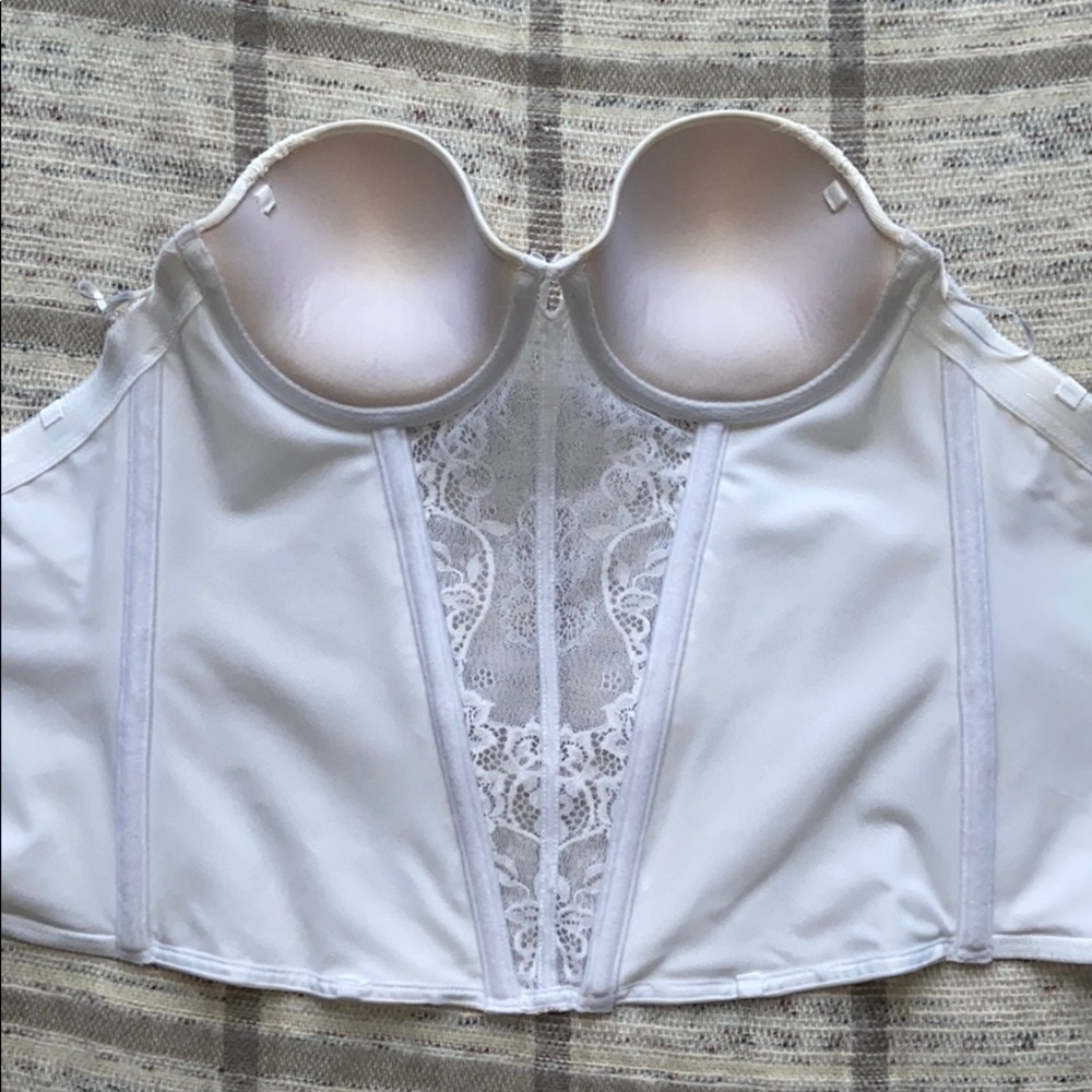Cassandra Intimates Corset - Picture 3 of 8